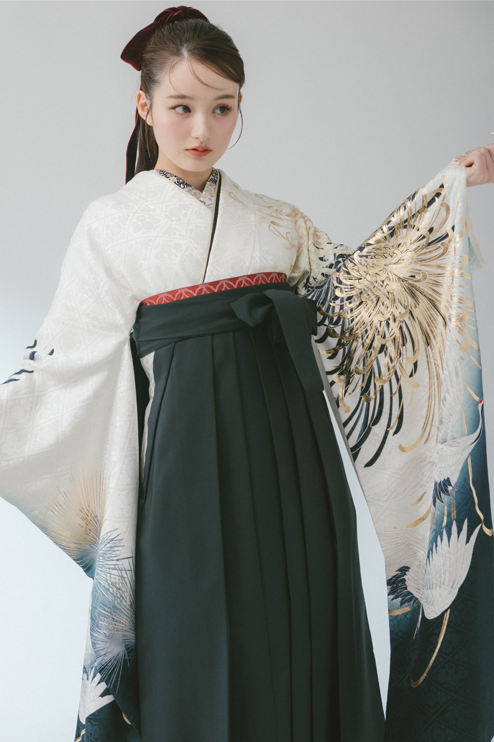 糸菊に鶴　ホワイト x 黒