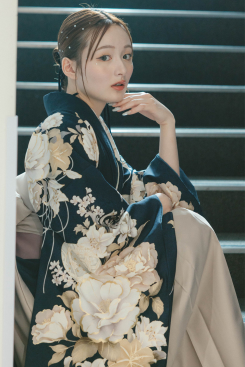 金茶と白ゆり　ネイビー x ベーシュ