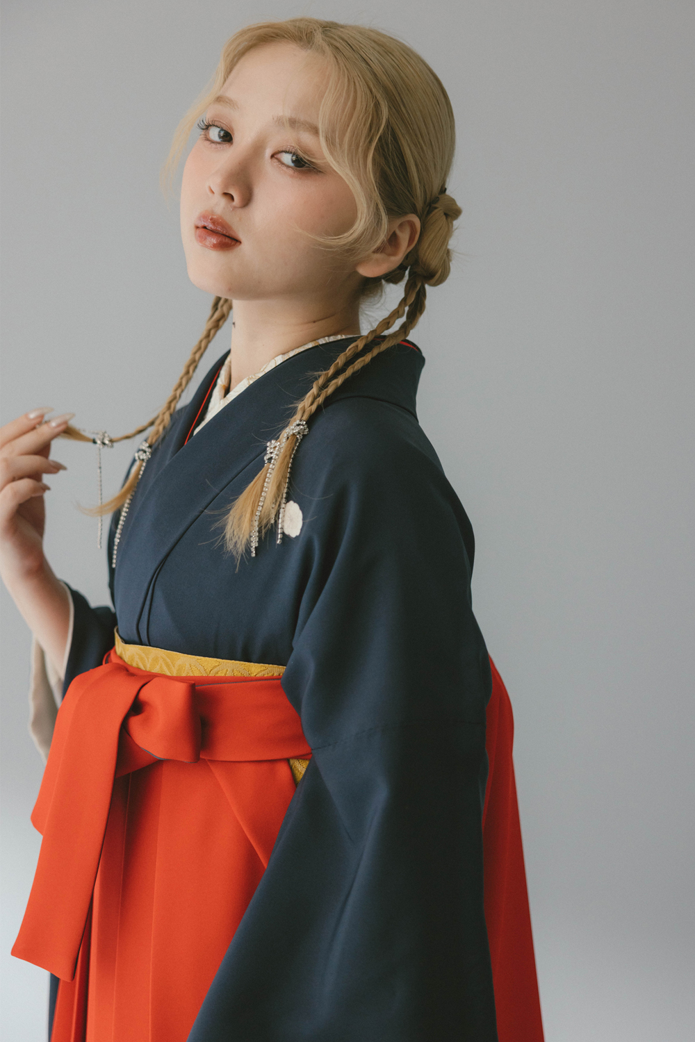 小梅　ネイビー x 赤　紐グレー