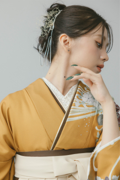 万花糸菊　からし x パールホワイト